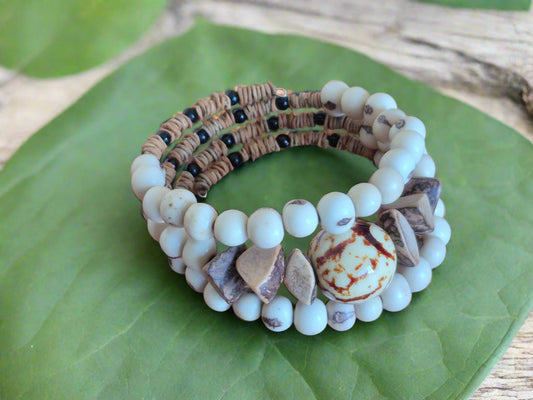 (white) - Tuyuca Bracelet